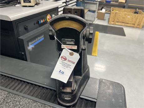 Federal Products Model HOEB-R2 Transfer Gage Comparator