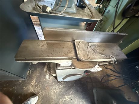 Delta Milwaukee 16" Wide Planer