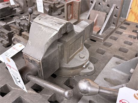 PARKER Bench Vise