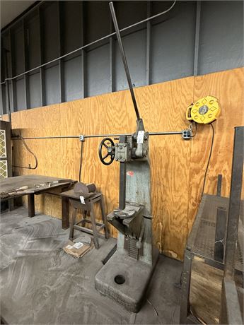 FAMCO 6C Floor Standing Arbor Press