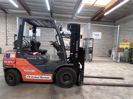 Toyota 8FGU25 – 4,750 lb LPG / Propane Forklift (2016)