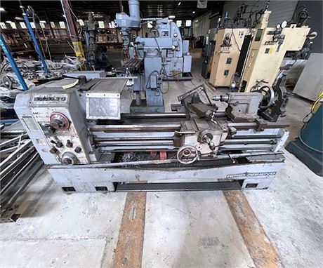 Howa Sangyo 430x1500 Manual Engine Lathe