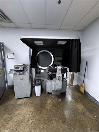 J&L EPIC 30 Optical Comparator