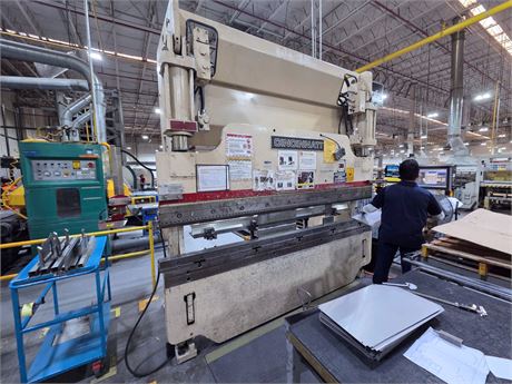 Cincinnati Proform 90 PF x 8 FT Hydraulic Press Brake