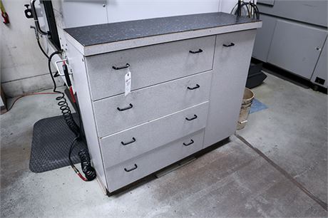 Tool Cabinet with Drawers
