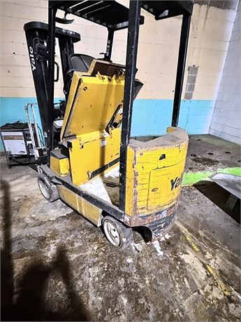 Yale 4000 lb Electric Forklift