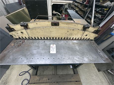 DI ACRO SHEAR MODEL 36 16 GAUGE MILD STEEL CAPACITY