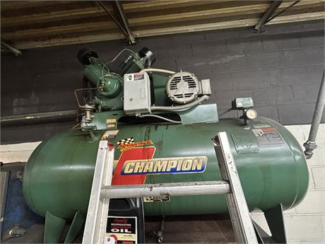 Adavntage Series Champion Air Compressor
