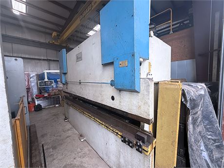Durmazlar HAP 37200 Hydraulic Press Brake