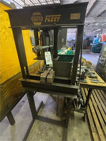 Napa Fleet #91-616 15 Ton H-Frame Press